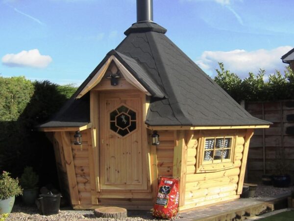 7m² Sloping BBQ Hut - Image 2