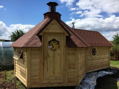 9.2m² BBQ Hut with 2m extension